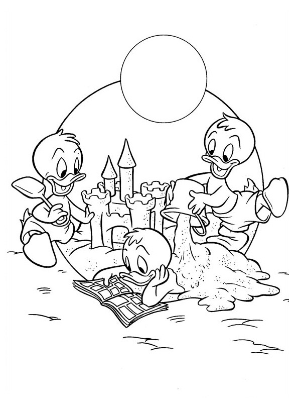 Huey Dewey and Louie make sandcastle Colouring page